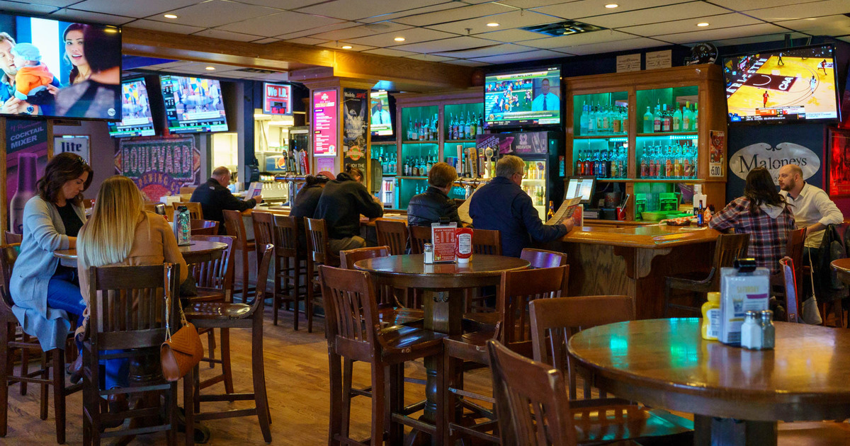 Maloney's Bar & Grill Interior